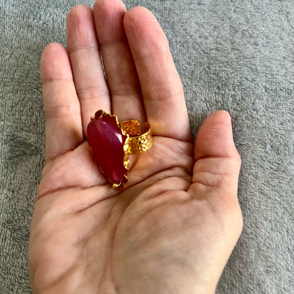 Pink Stone Ring Adjustable from Treasure jewels NWT - Picture 7 of 8